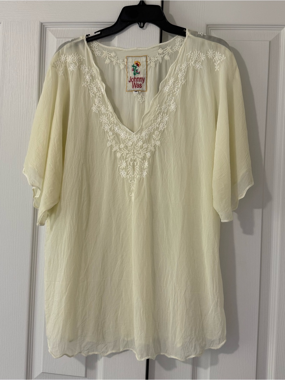Johnny Was Light Cream Embroidered V-Neck Blouse